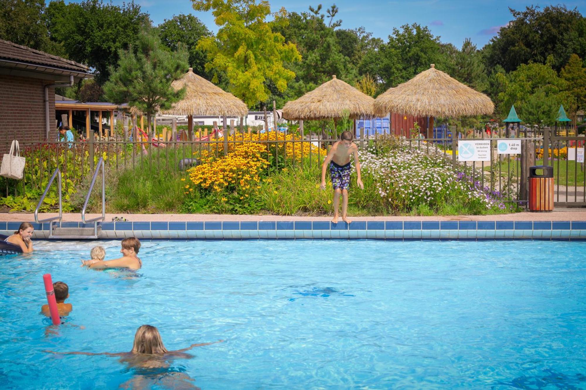 Hotel De Boshoek ฟัวร์เธาเซอ ภายนอก รูปภาพ